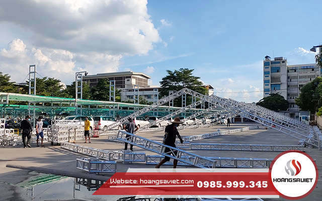 Nhà kho chứa hàng tạm Nhà kho chứa hàng tạm